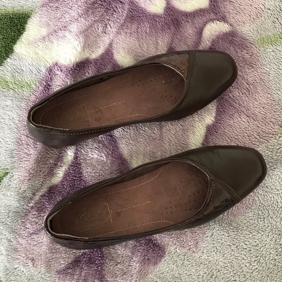 Clarks Women’s Caswell Eternity Leather Pump - Picture 9 of 12